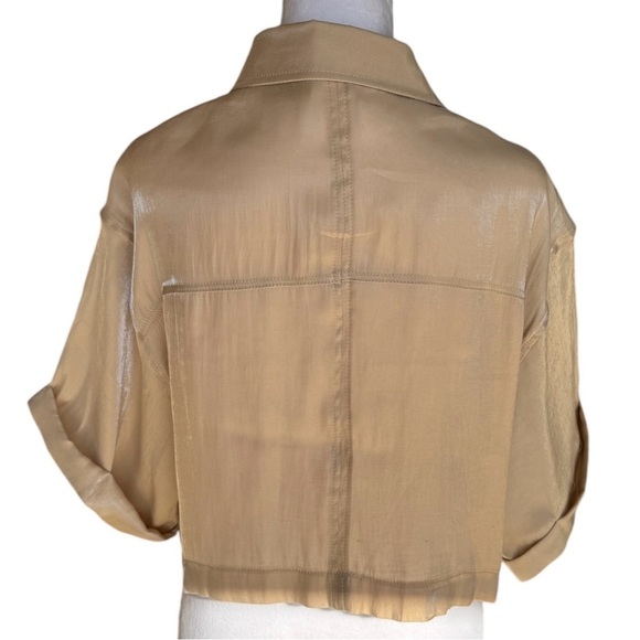 Champagne Oversized Crop Women's Shirt Size M Shimmer Casual Short Sleeve - Picture 7 of 7